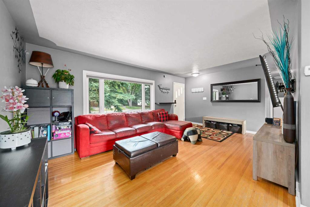 Picture for 46 Westwood Drive SW