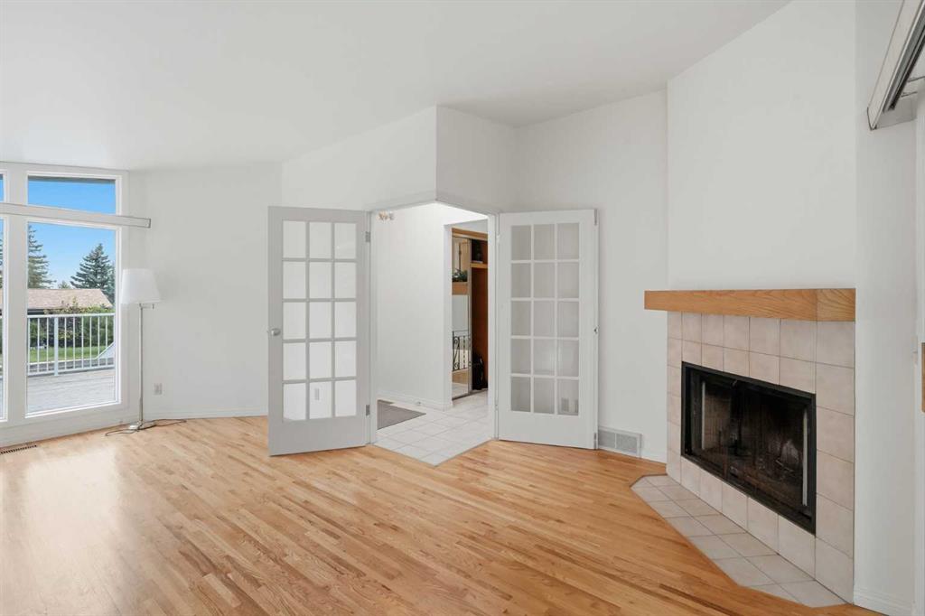 Picture for 35 Cornwallis Drive NW