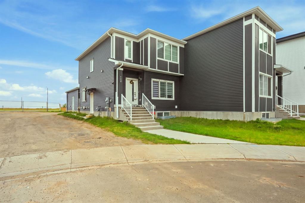 Picture for 118 Saddlelake Manor NE
