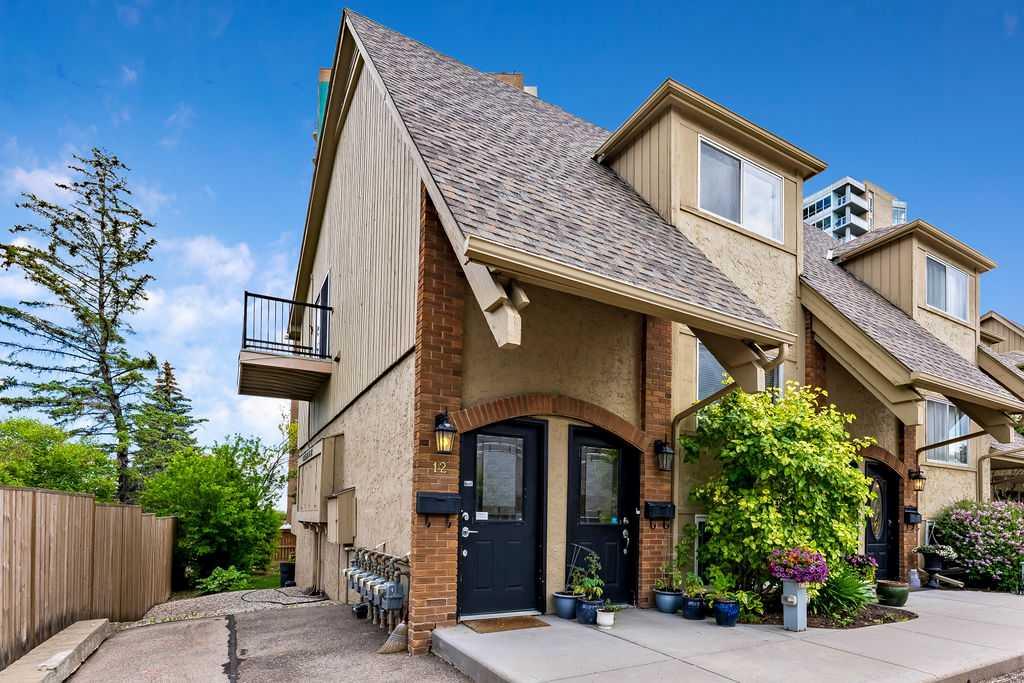 Picture for 12, 2204 Paliswood Road SW