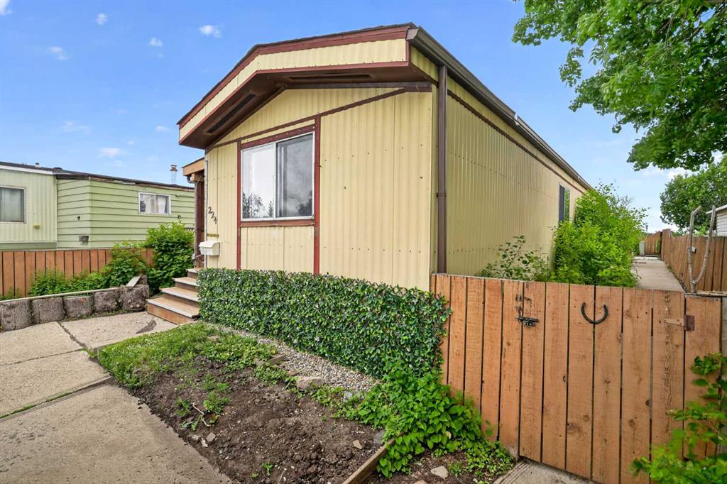 Picture for 224 Huntwell Road NE