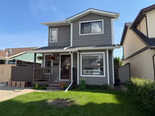 Picture for 96 Abberfield Crescent NE