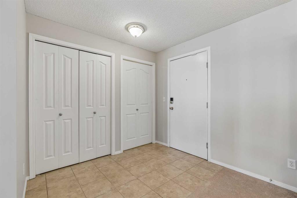 Picture for 7207, 304 Mackenzie Way SW
