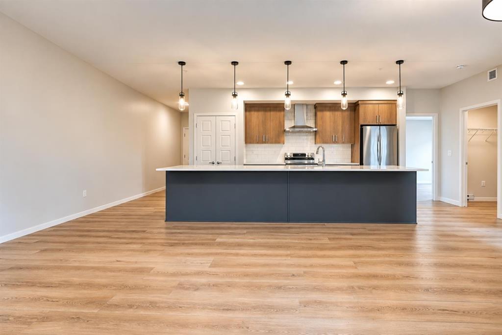 Picture for 5116, 20295 Seton Way SE