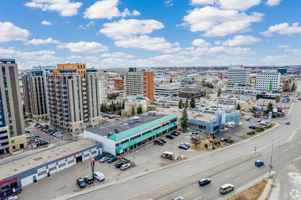 Picture for 5720 Macleod Trail SW