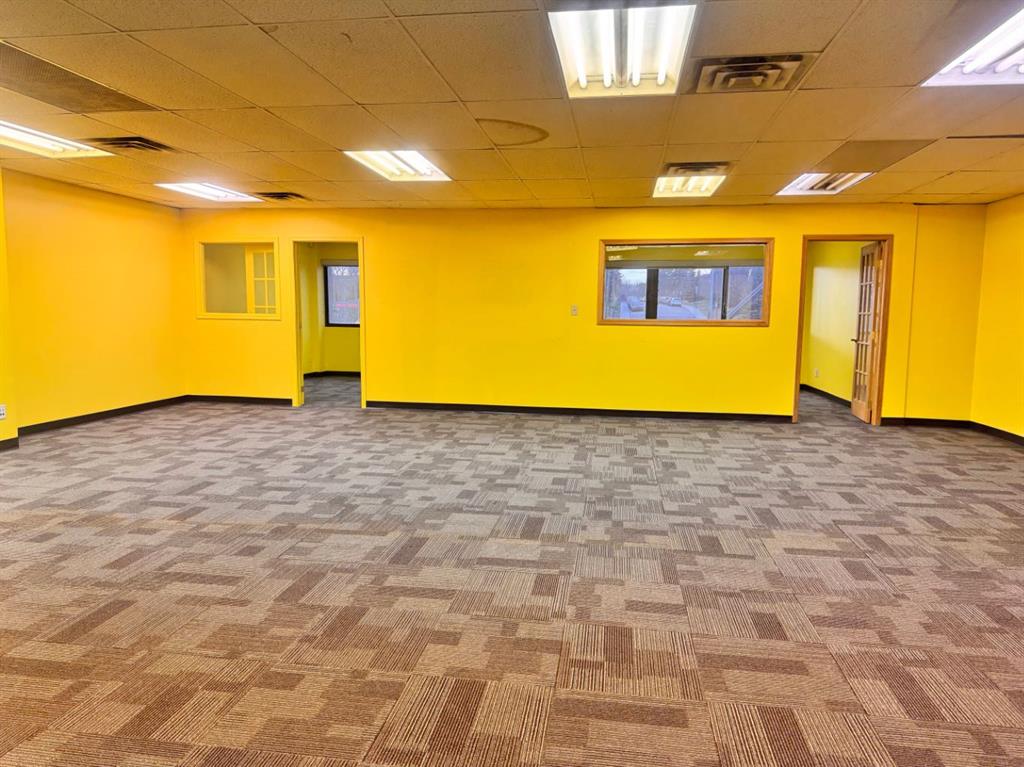 Picture for 5720 Macleod Trail SW
