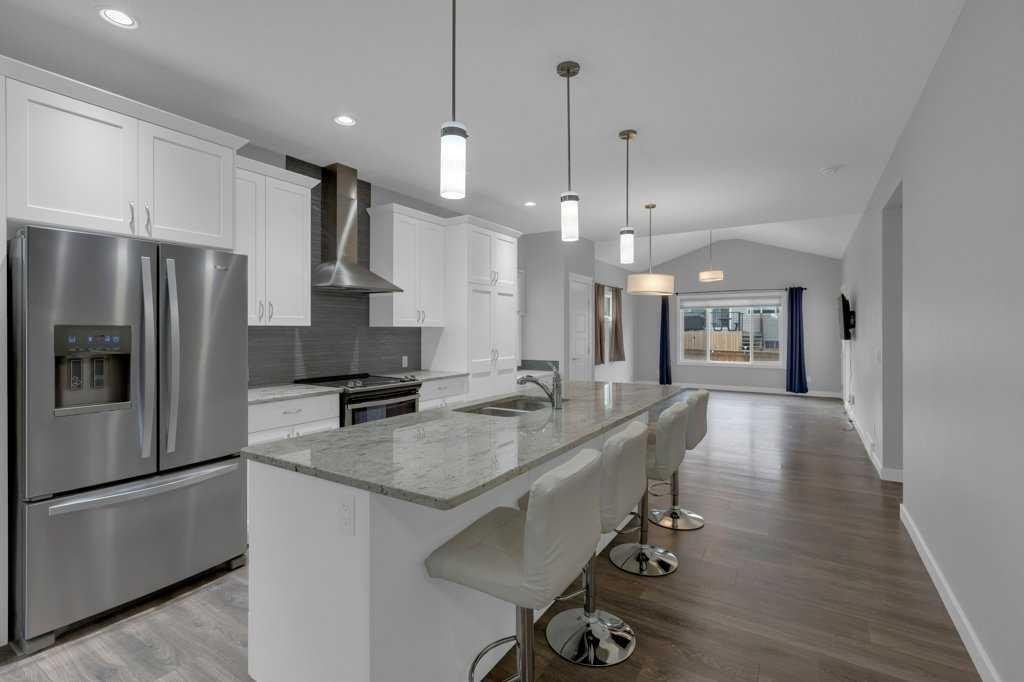 Picture for 137 Willow Park N
