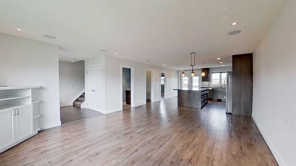 Picture for 29 Sunrise Close SE