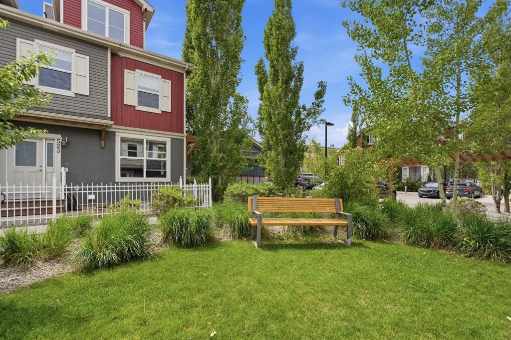 Picture for 523, 10 Auburn Bay Avenue SE