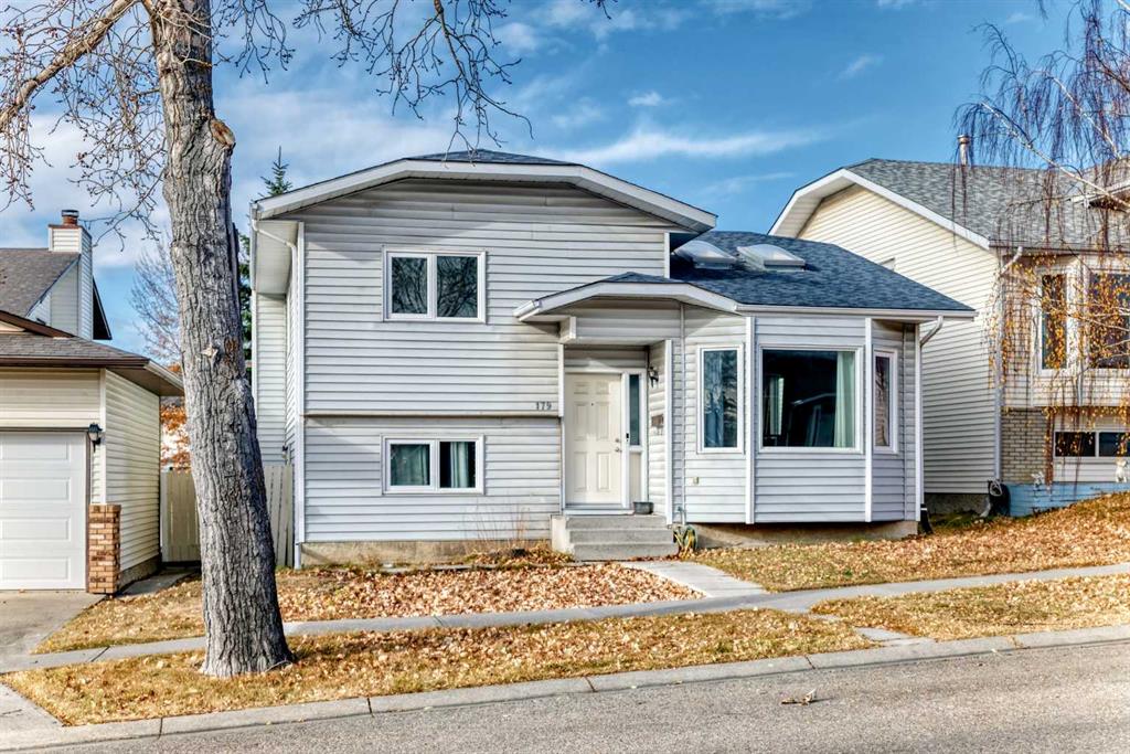 Picture for 179 Hawkwood Boulevard NW