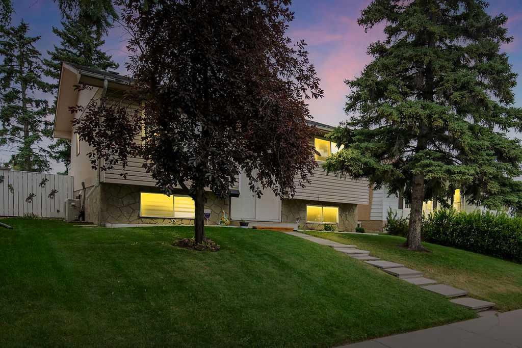 Picture for 311 Penbrooke Crescent SE