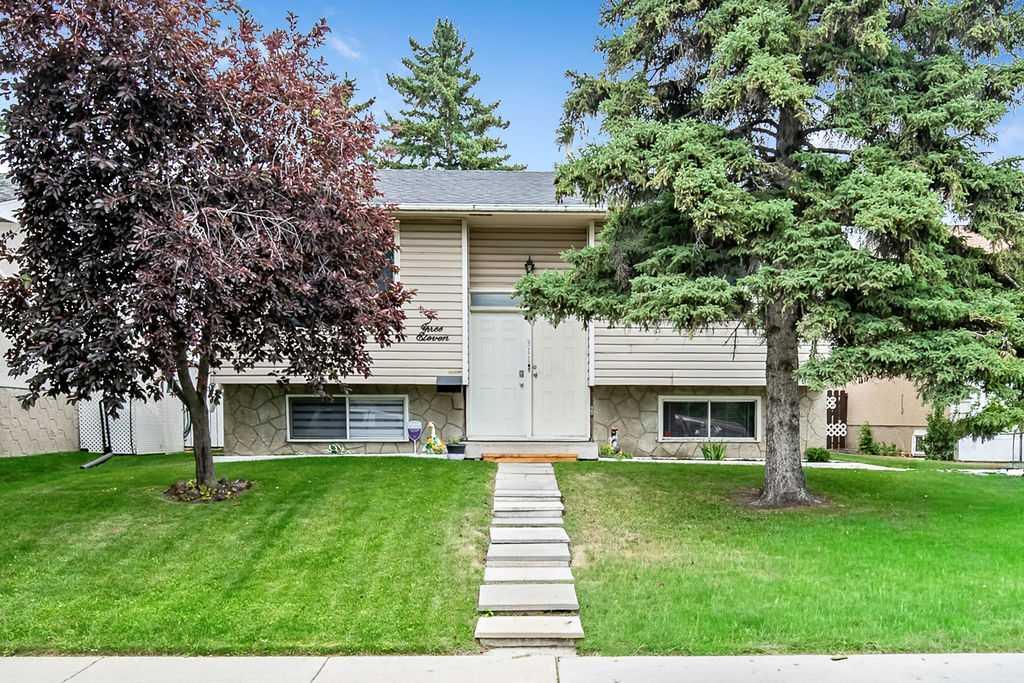 Picture for 311 Penbrooke Crescent SE