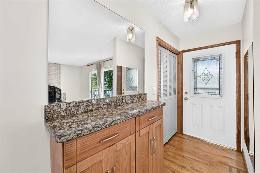 Picture for 351 Cedarpark Drive SW