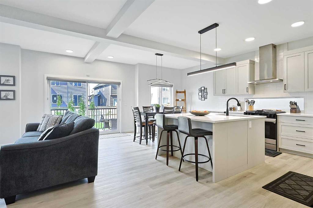 Picture for 553 Baywater Manor SW