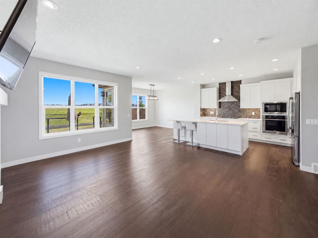 Picture for 290 Masters Avenue SE