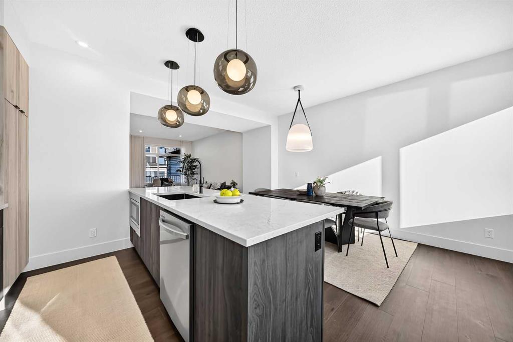 Picture for 421 Clydesdale Avenue 