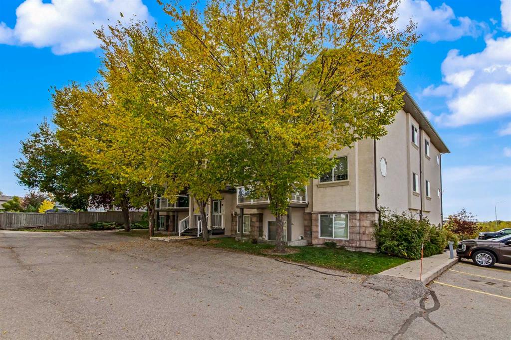 Picture for 302, 7 Crystal Ridge Cove 