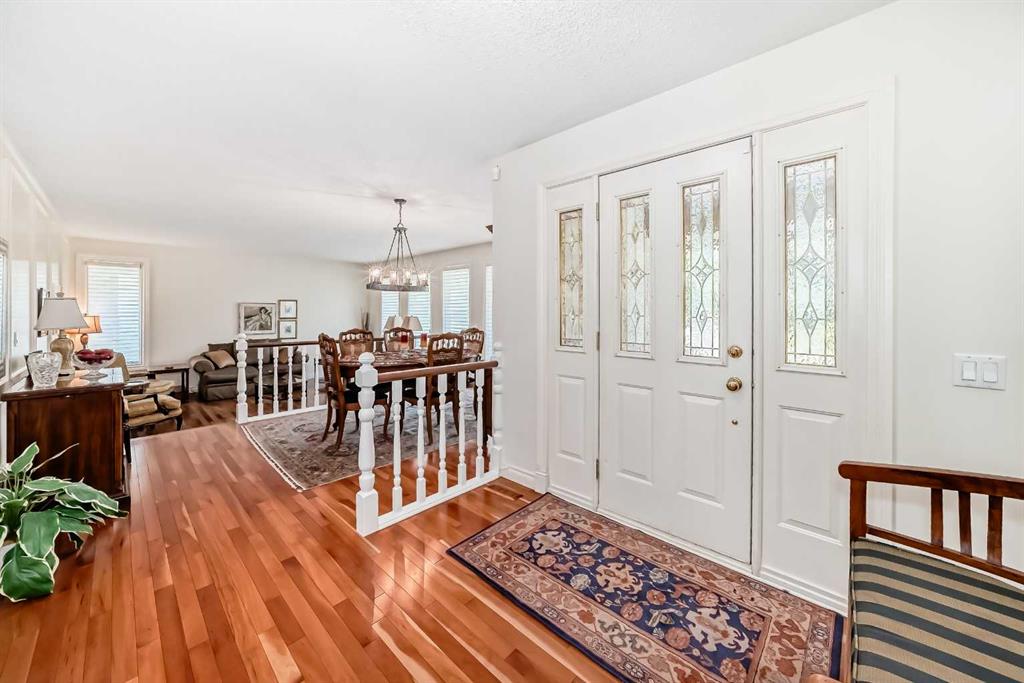 Picture for 123 Varsity Estates Grove NW