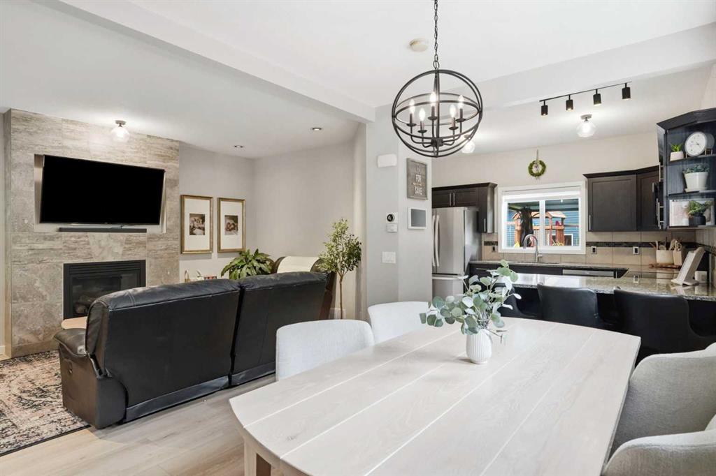 Picture for 2518 Ravenswood View SE