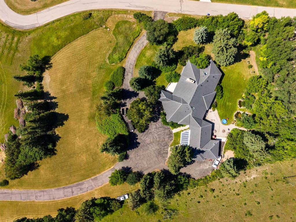 Picture for 187 Slopeview Drive SW