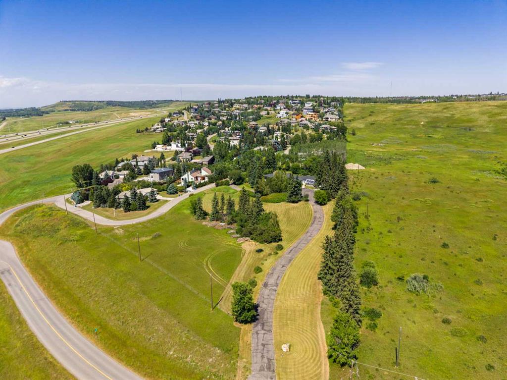 Picture for 187 Slopeview Drive SW