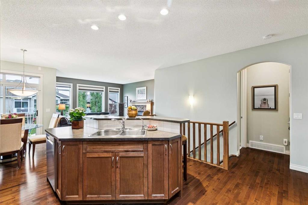 Picture for 416 High Park Place NW
