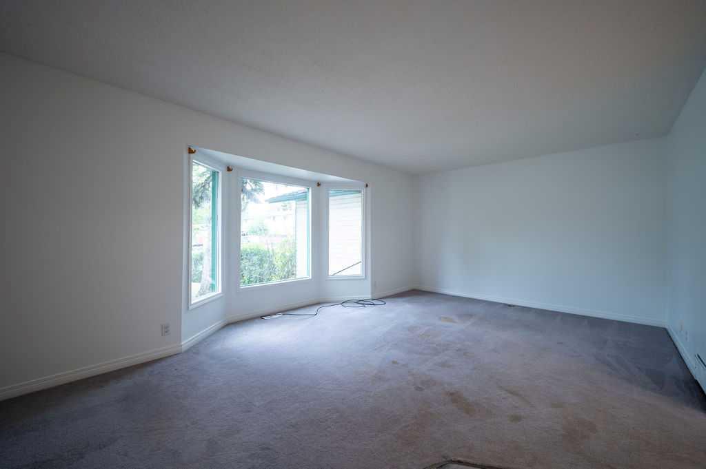 Picture for 2603 60 Street NE