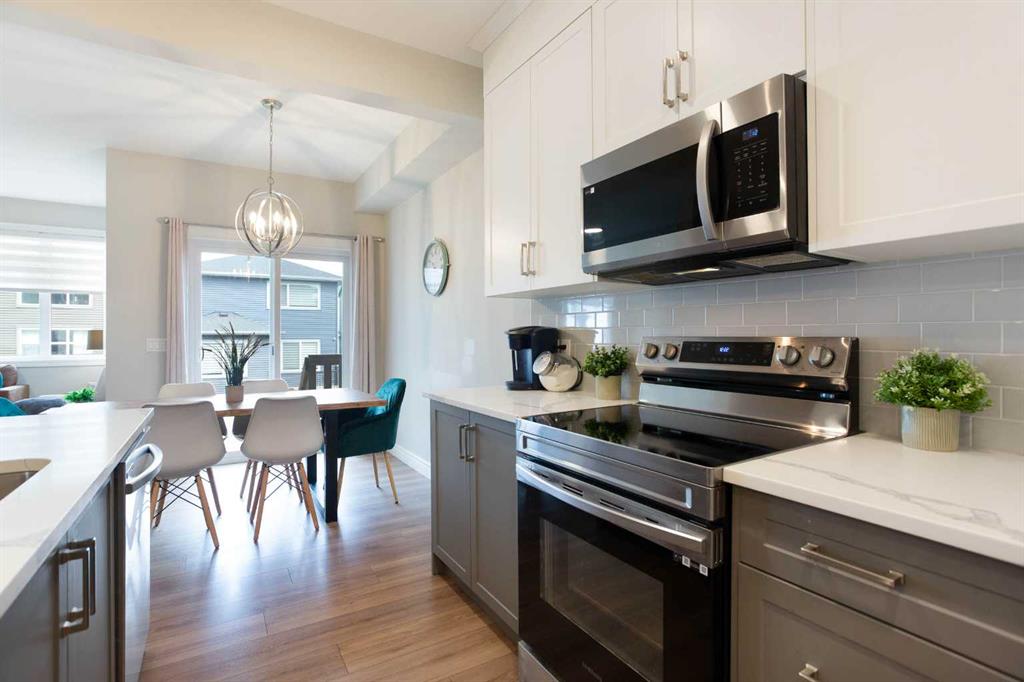 Picture for 352 Creekrun Crescent SW
