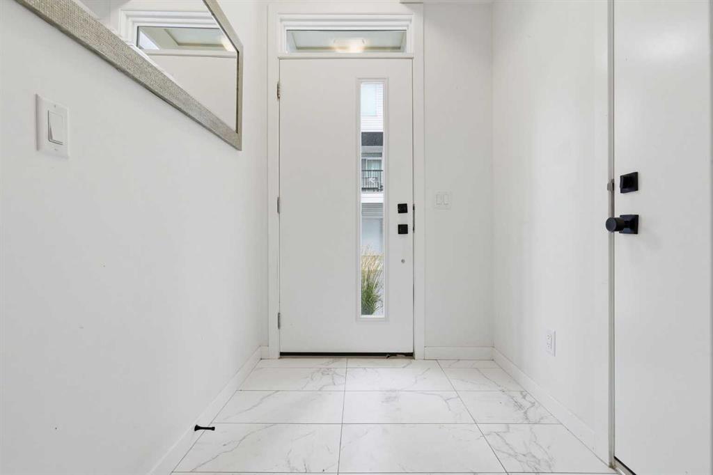 Picture for 174 Walgrove Common SE