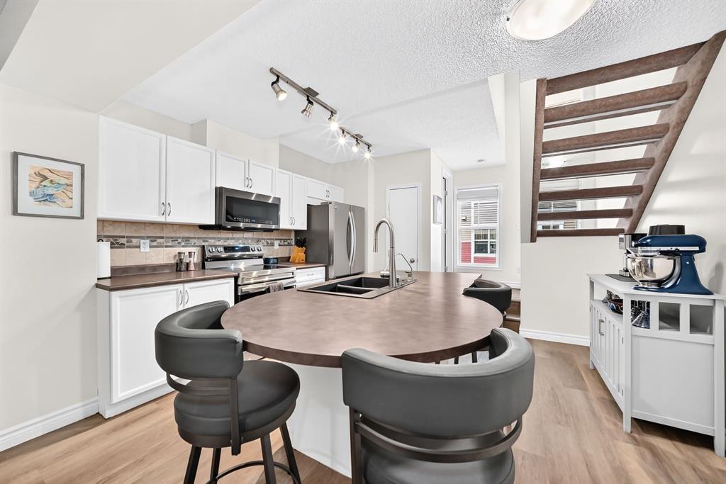 Picture for 3190 New Brighton Gardens SE