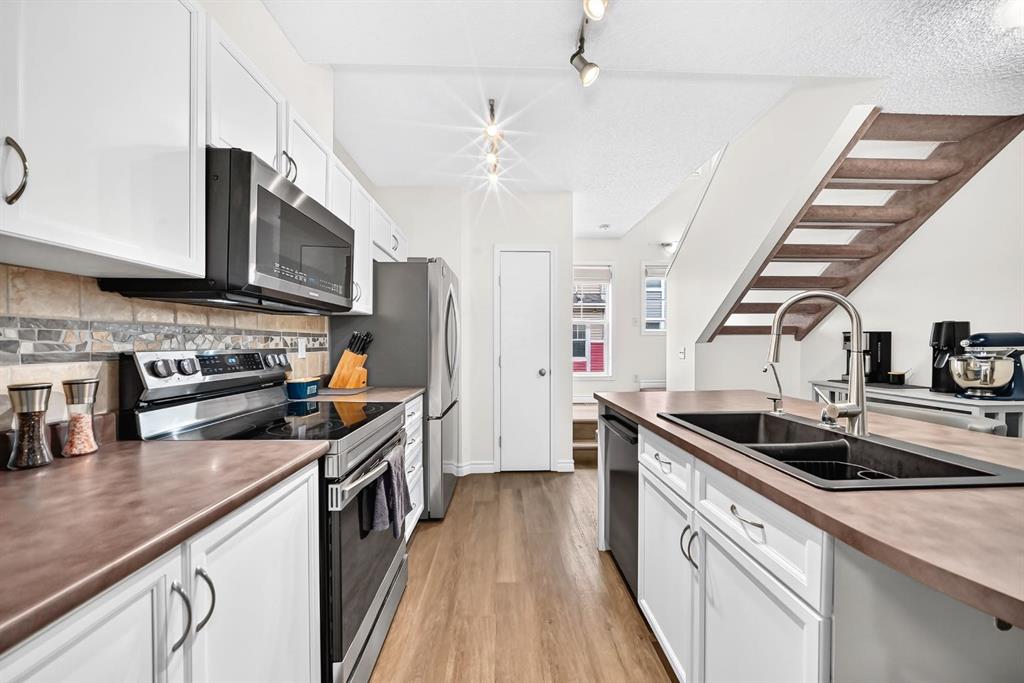 Picture for 3190 New Brighton Gardens SE