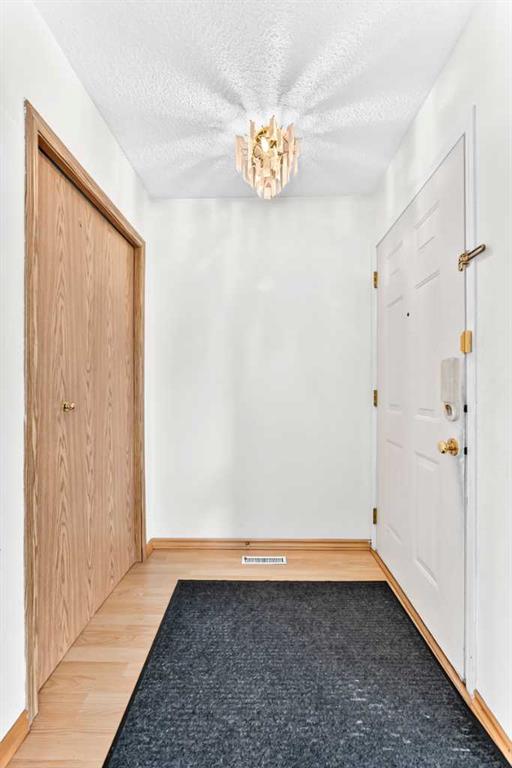 Picture for 21 MARTIN CROSSING Link NE