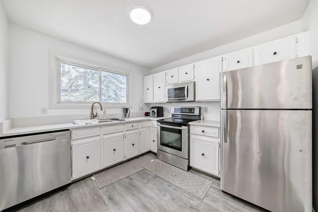 Picture for 365 Whitlock Way NE