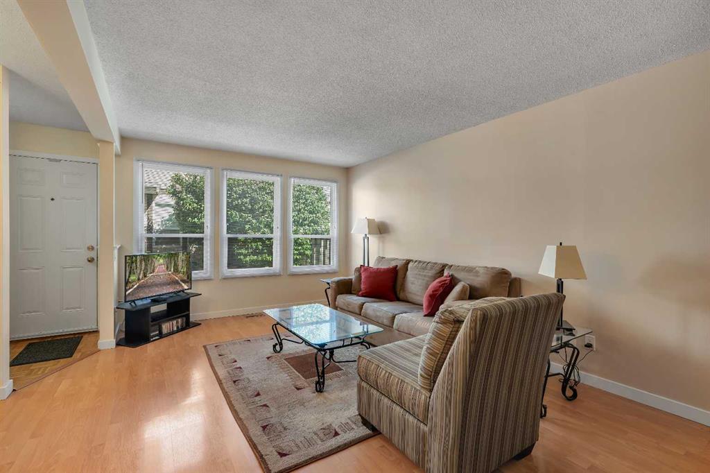 Picture for 304, 544 Blackthorn Road NE