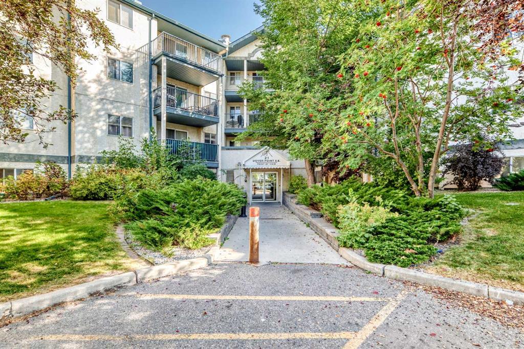 Picture for 105, 21 Dover Point SE