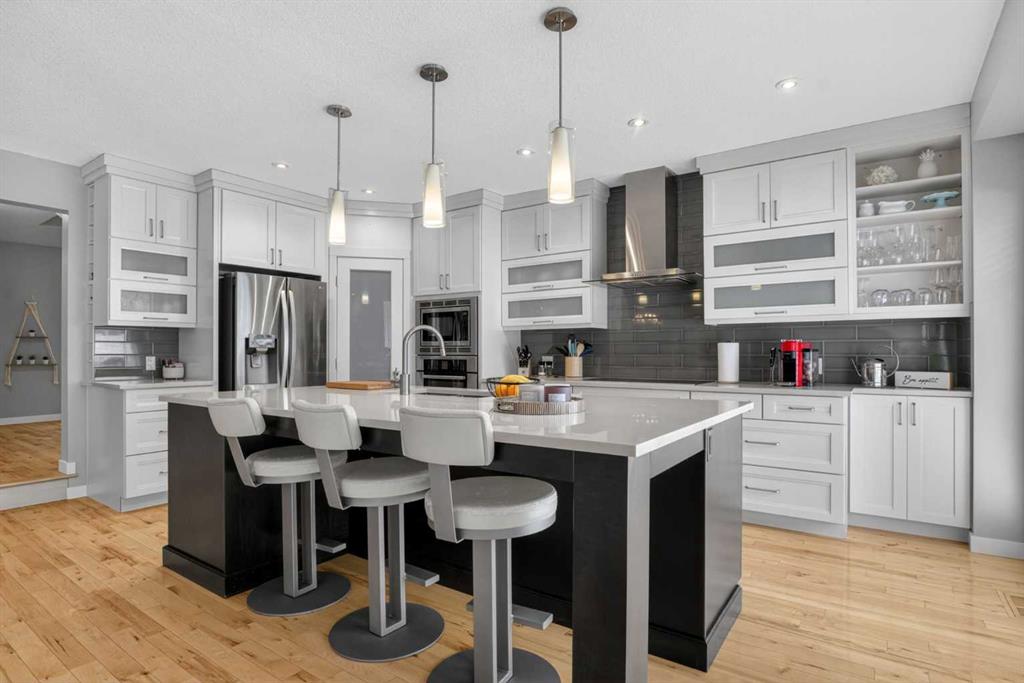 Picture for 12 Wood Crescent SW