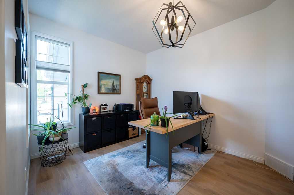 Picture for 98 Chapala Grove SE