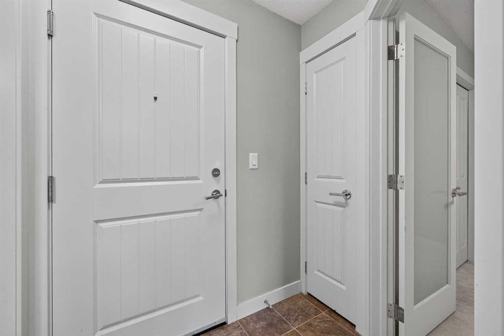 Picture for 313, 130 AUBURN MEADOWS View SE
