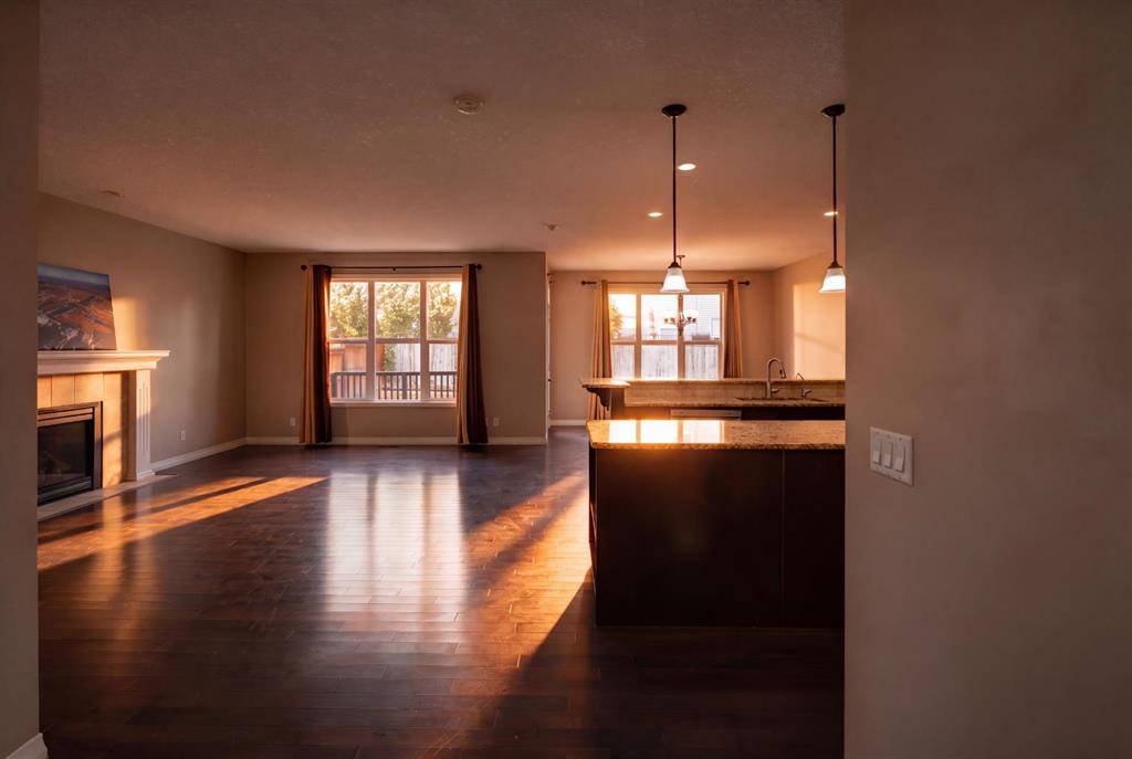 Picture for 370 Silverado Way SW