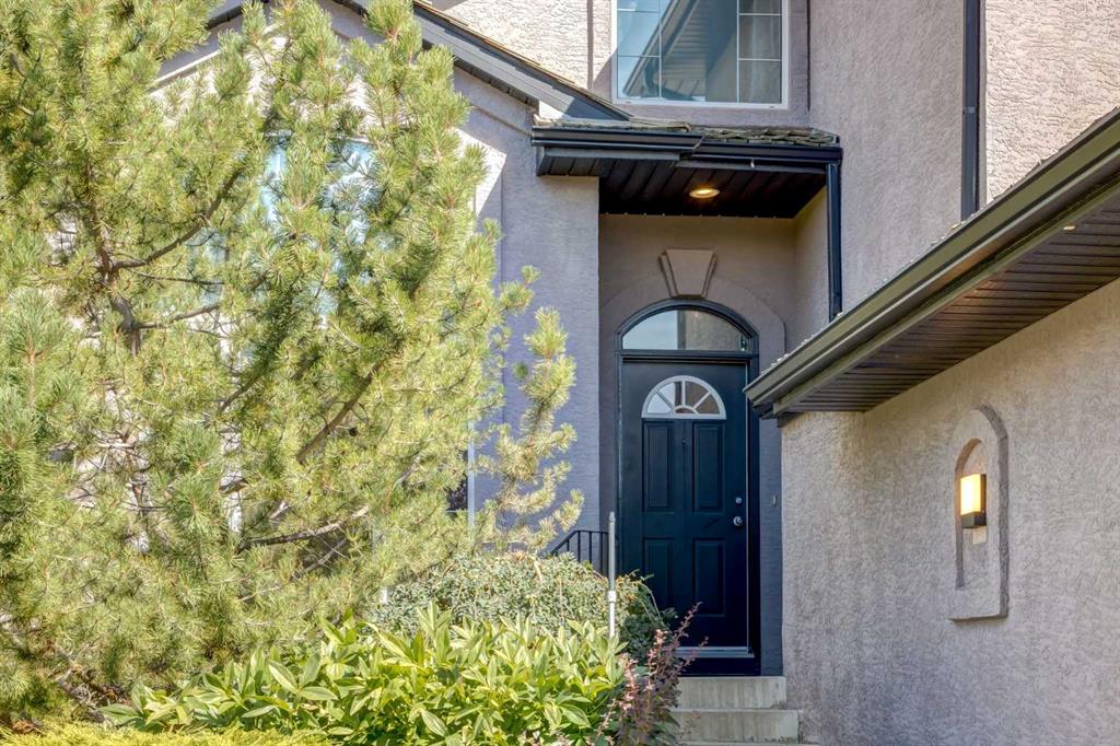 Picture for 442 Sienna Heights Hill SW