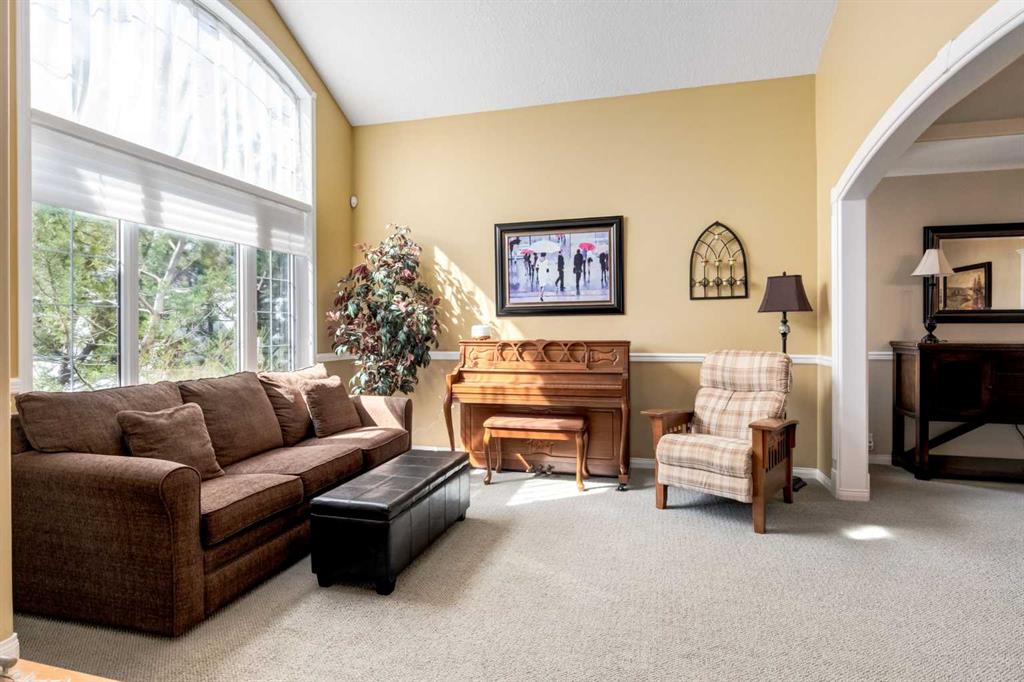 Picture for 442 Sienna Heights Hill SW