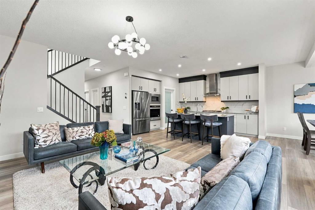 Picture for 70 Creekside Avenue SW