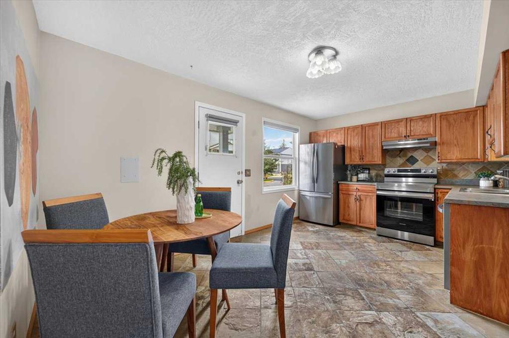 Picture for 572 Regal Park NE