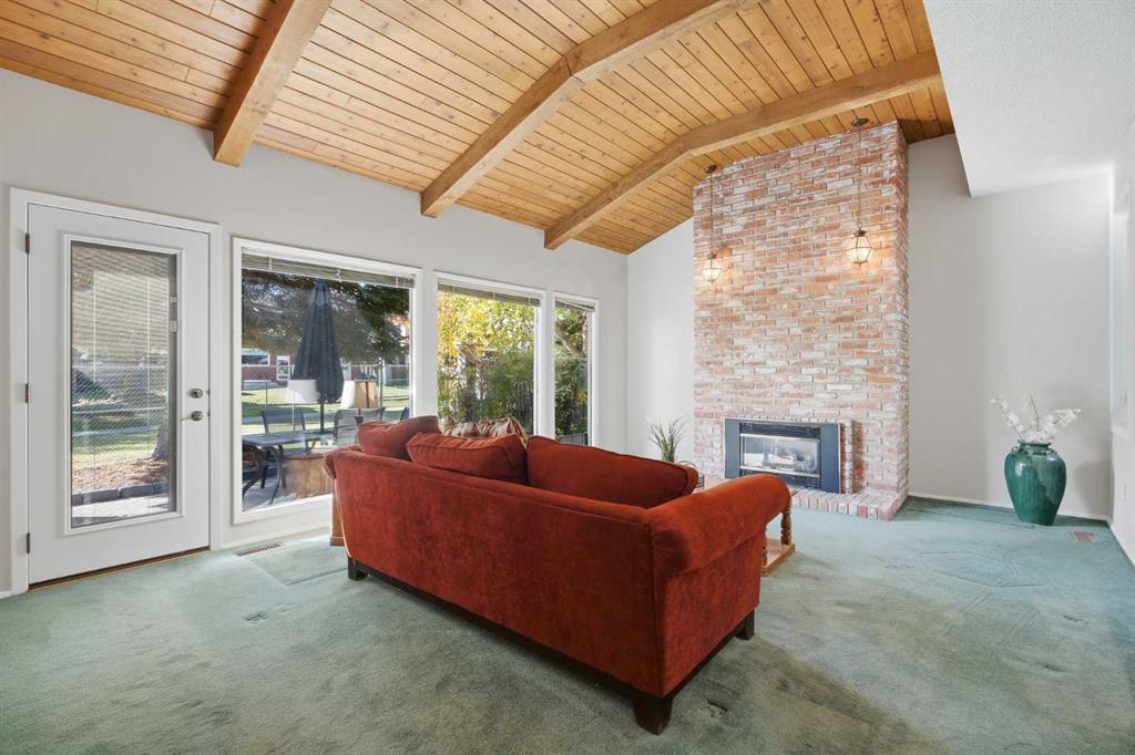 Picture for 248, 20 Midpark Crescent SE