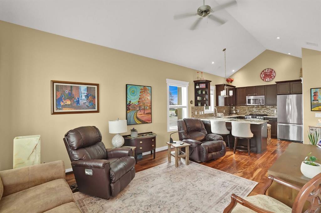 Picture for 6, 20 River Heights View 
