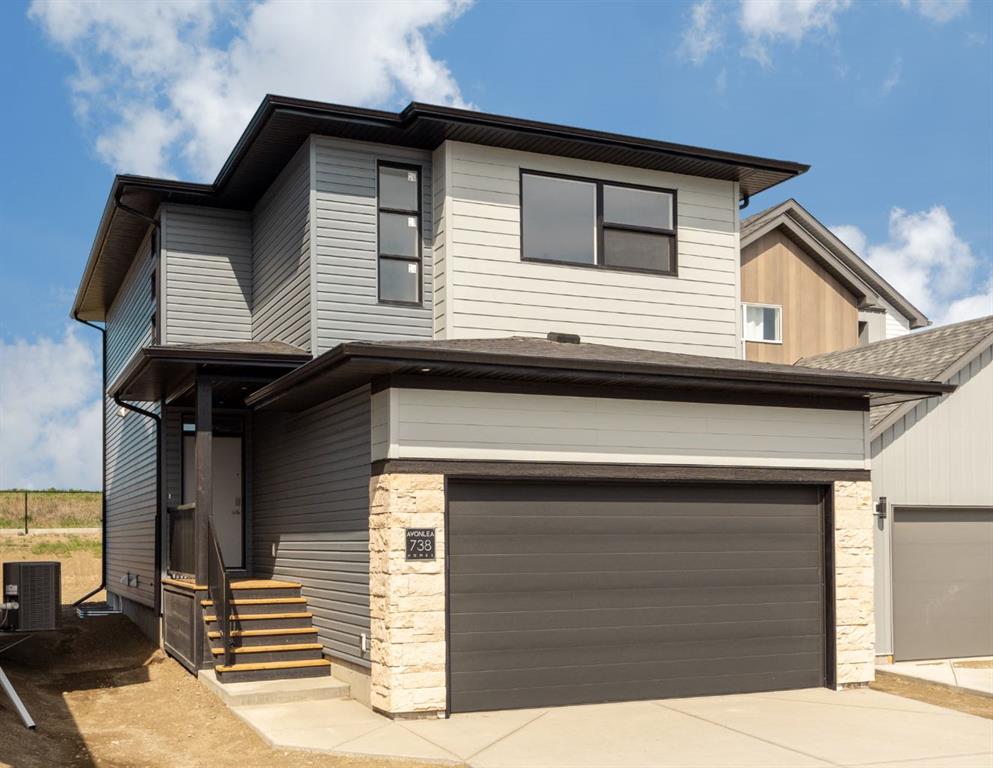 Picture for 738 Violet Place W