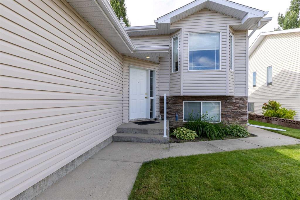 Picture for 187 Cougar Way N