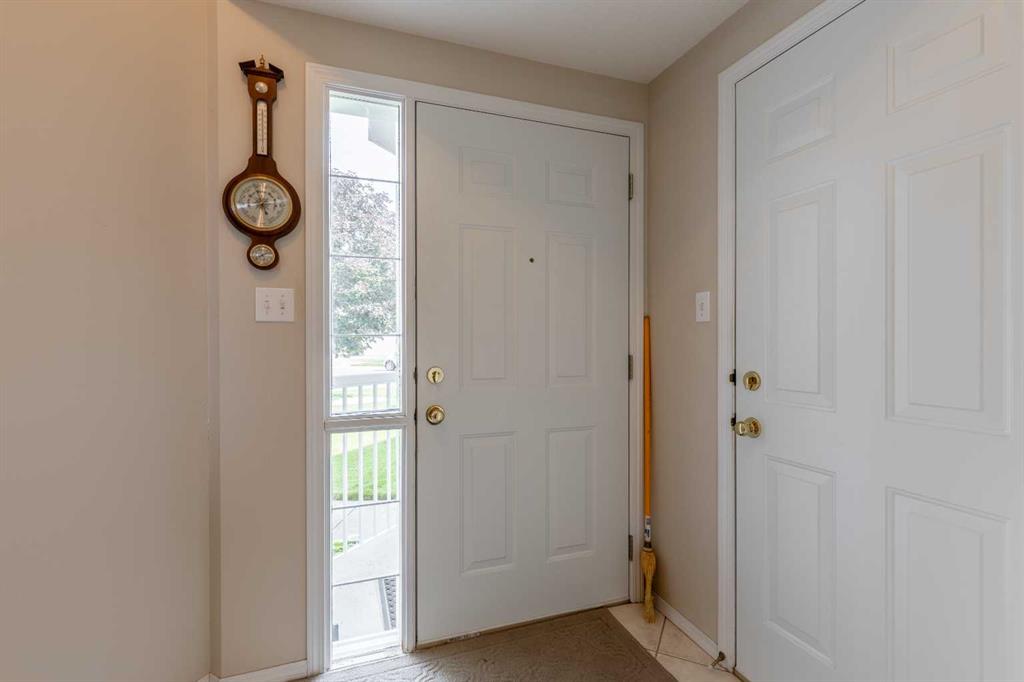 Picture for 187 Cougar Way N