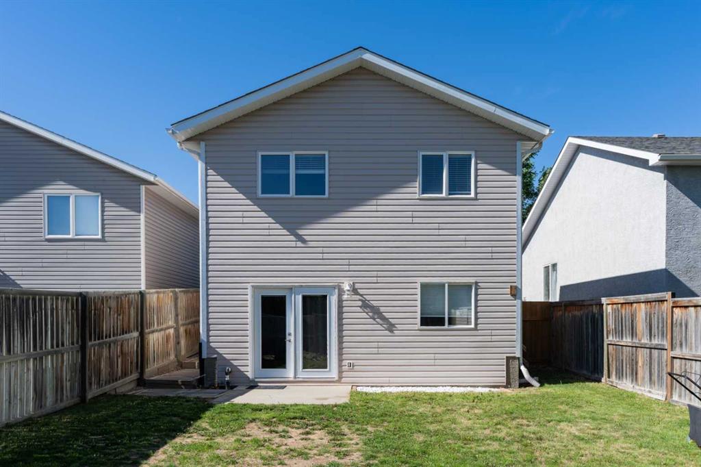 Picture for 70 Peigan Court W