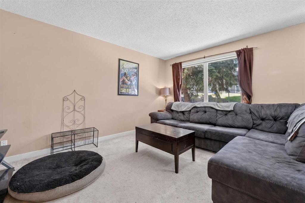 Picture for 19, 275 Columbia Boulevard W